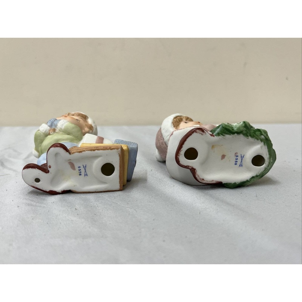 Vintage Homco Christmas 5556 Porcelain Christmas Children Boy & Girl Figurines - Picture 7 of 12